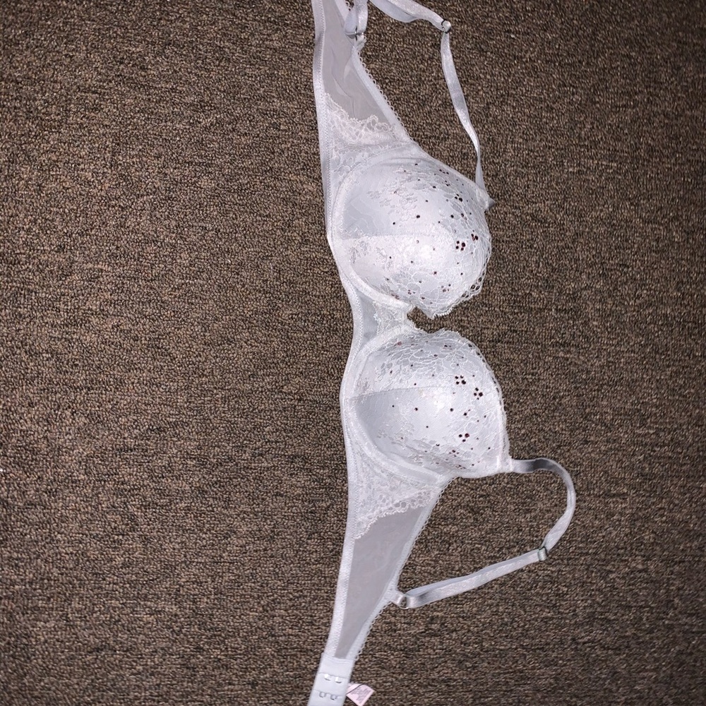 Victoria’s Secret bra